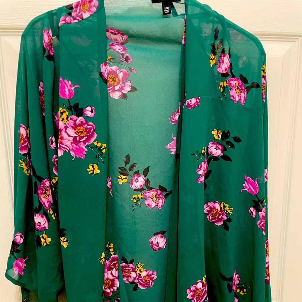 Torrid Size 1/2 Kimono